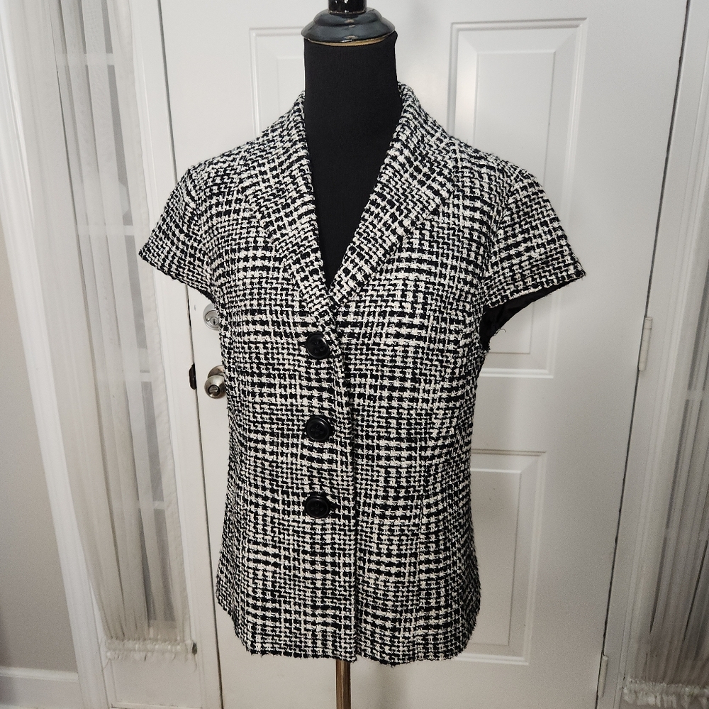 NWT Coldwater Creek Black and White Tweed Boucle Jacket‎  Size 10